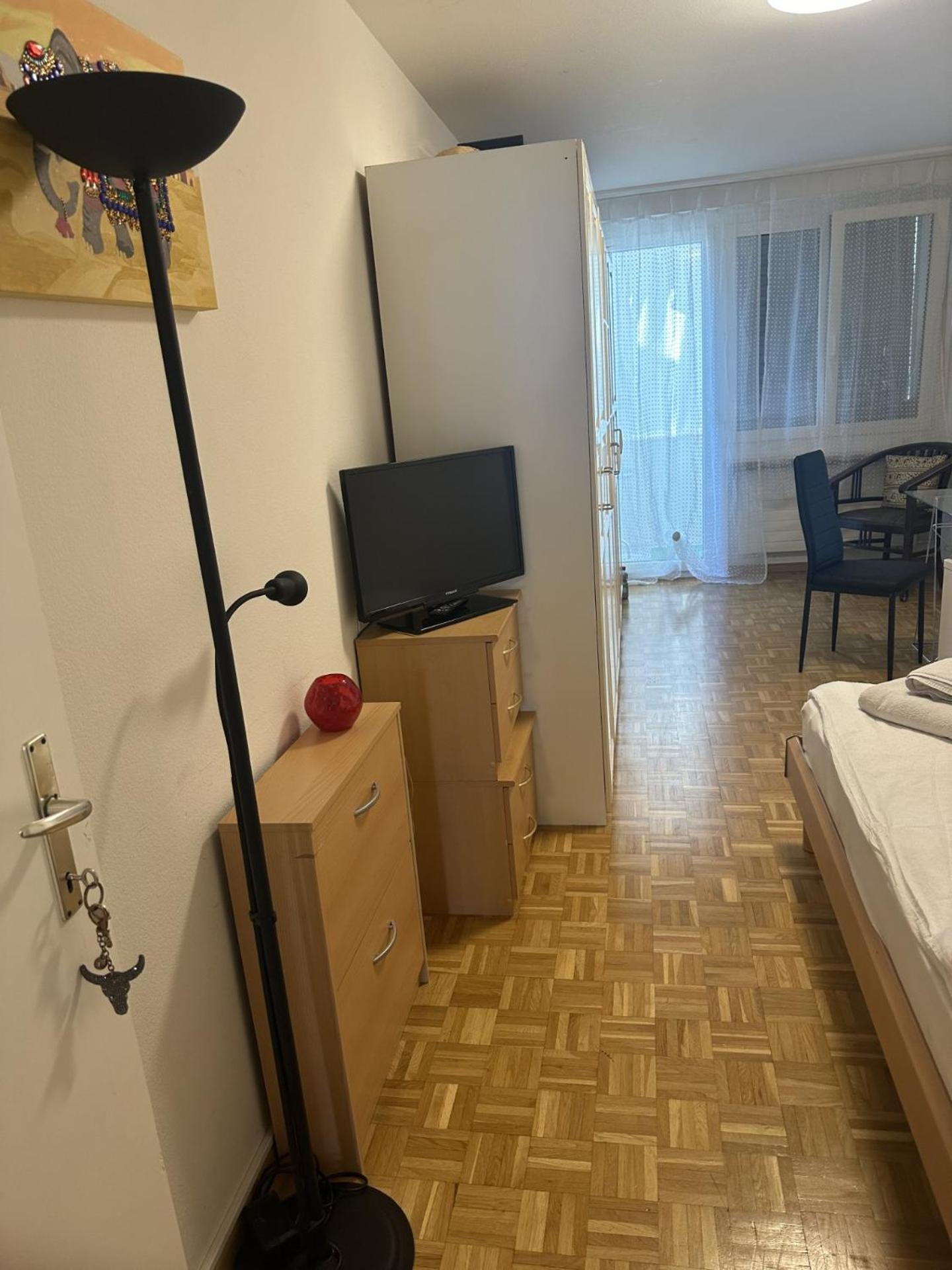 Schoenes Zimmer In Der City Bâle Extérieur photo